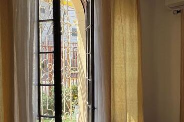 בית מלון כפרי Villa Reyna