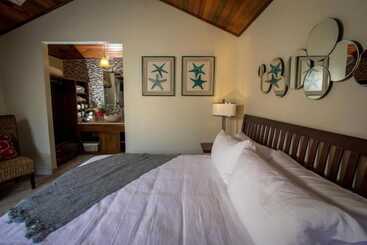 Marbucks Bed And Breakfast
