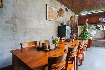 پانسیون D Meten Guest House Canggu