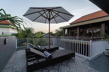 پانسیون D Meten Guest House Canggu