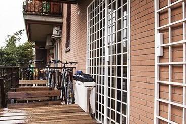 پانسیون Kamchu Apartments Room With Bathroom Ensuite Anagnina Tor Vergata
