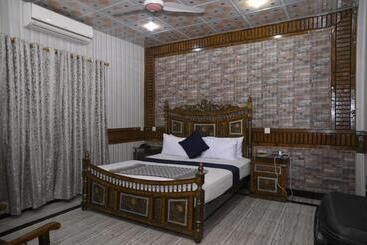 پانسیون Serina Inn