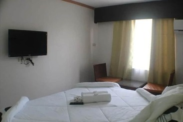 پانسیون The New De Loro Inn By Oyo