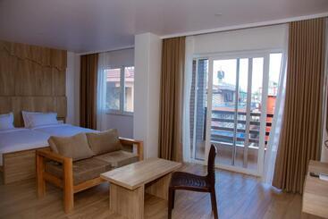 Stay Inn Hotel And Apartment Pokhara