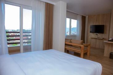 Stay Inn Hotel And Apartment Pokhara