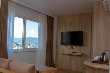 Stay Inn Hotel And Apartment Pokhara