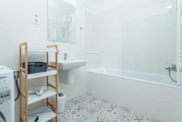 Westside Apartments By Urbanrent