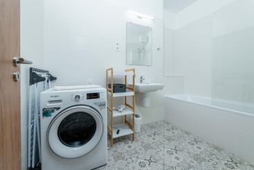 Westside Apartments By Urbanrent