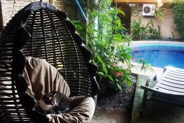 Anona Guesthouse