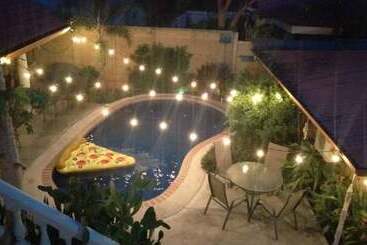 Anona Guesthouse