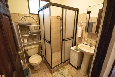 Anona Guesthouse