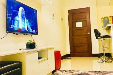 تختخواب و صبحانه Condo In Cebu