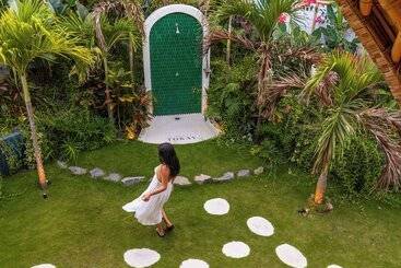 تختخواب و صبحانه Villa Tokay   Luxury Private Villas
