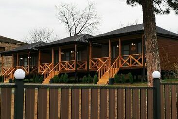 Chateau Ateni Cottages