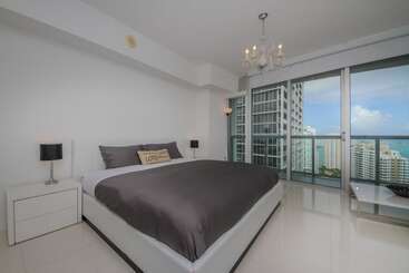 هتل Icon Brickell W Residences