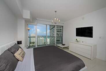 هتل Icon Brickell W Residences