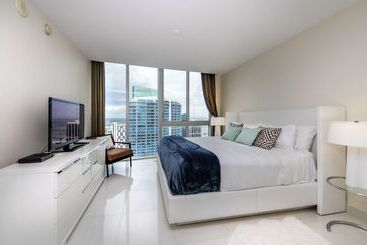 هتل Icon Brickell W Residences