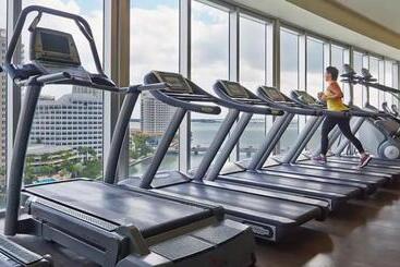هتل Icon Brickell W Residences