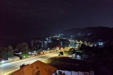 Kivu Hilltop View Resort - Gisenyi