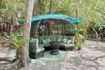 هتل Ku Kuk Glamping