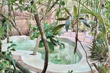 هتل Ku Kuk Glamping