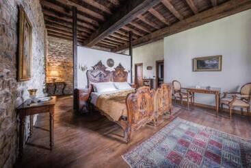 هتل Tenuta Castel Dell'aquila