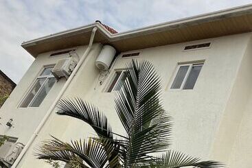 پانسیون Lao Tangren Guest House