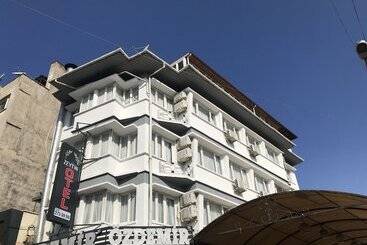 Zeytin Otel Edremit