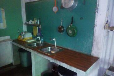 هاستل Amy S Room
