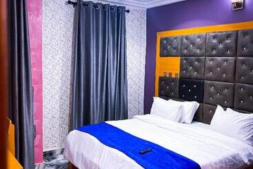 Ciara Jo Hotel And Suites, Owerri