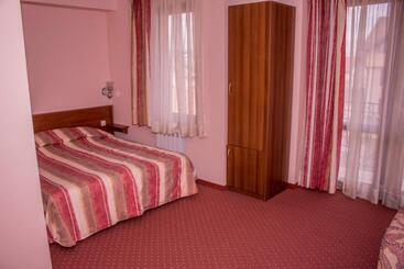 Family Hotel Ivel   семеен хотел ивел