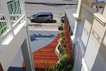 هتل Bania Boutique House