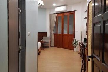 هتل Bania Boutique House