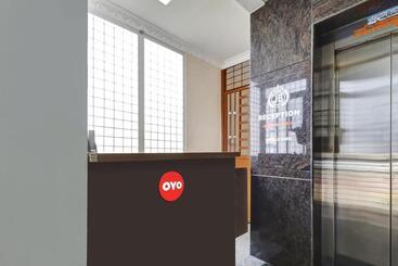호텔 J.b. Boarding And Lodging