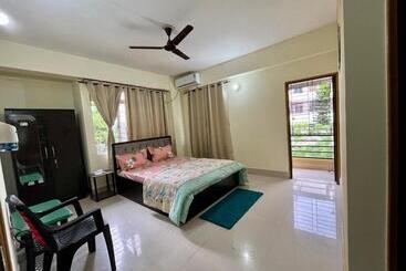 پانسیون Dispur Queen Guest House