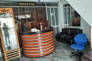 پانسیون Hostal/hotel Antoine