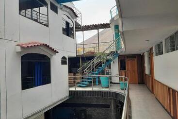 پانسیون Hostal/hotel Antoine