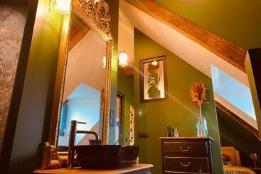 پانسیون La Green Suite