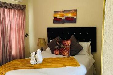 پانسیون Laguna Guesthouse