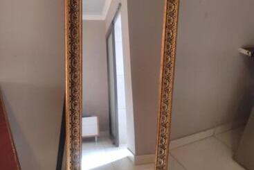 پانسیون Laguna Guesthouse
