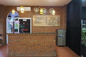 پانسیون Only One Boutique Restaurant Cafe