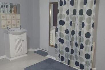 پانسیون Thornton Room