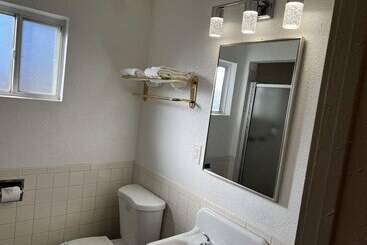 Sherwood Motel
