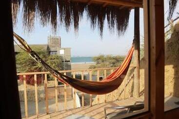 هاستل Lobitos Eco Lodge