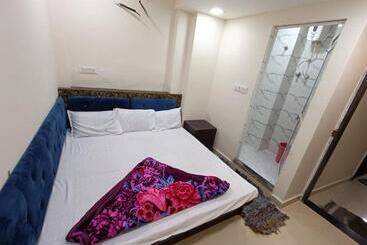 Blue Tower Suites - Ujjain