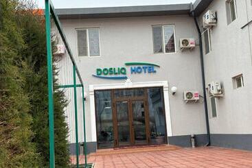 فندق Dosliq