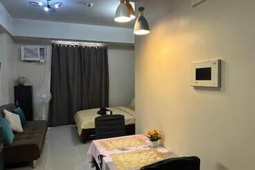 هتل J@j Spacious