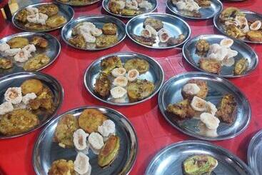 هتل Mithila Thali By Chef Santosh Shah