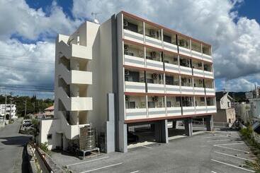 هتل Progress Inn 名護 Matabee