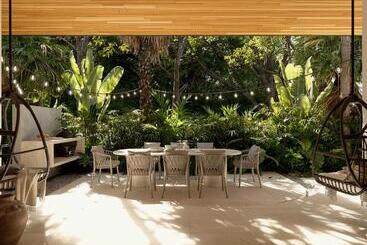 Silvestre Nosara Hotel & Residences